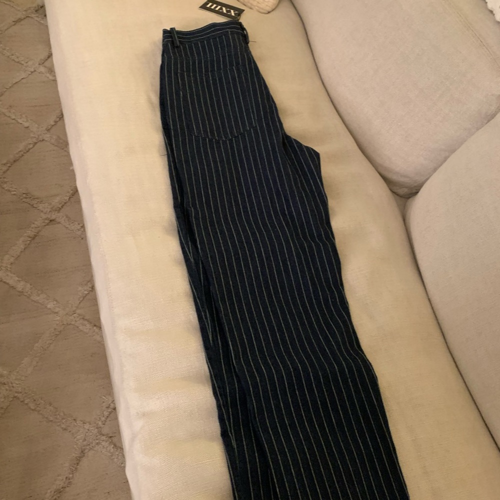 Nice quality denim style pants. Brand new with tags. Size large